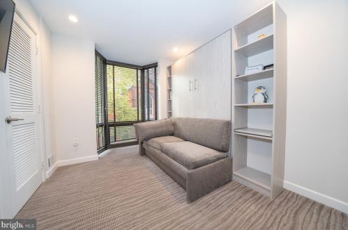 2023 Chancellor St, Philadelphia PA 19103-5604 exterior