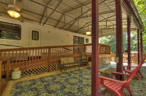 66 2nd St, Ellijay, GA 30540-0053