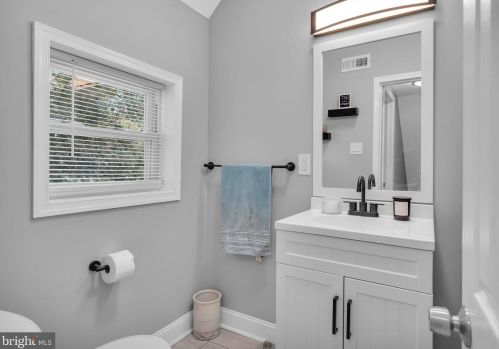 501 Rhoads Ave, Haddonfield NJ  08033-2931 exterior