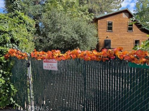 37023 Alder Dr, Mountain Home Village, CA 92359-9774