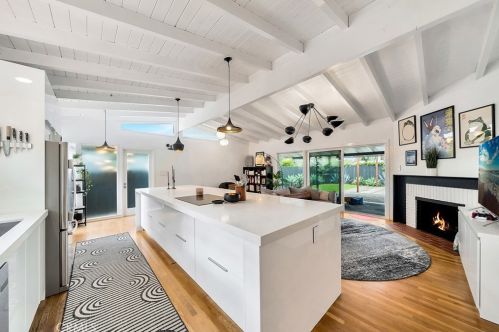 2230 Alona St, Santa Ana CA  92706-2419 exterior