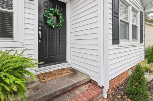 131 Cherry St, Carrollton, GA 30117-2307