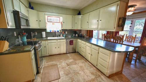 373 Nocona Dr, Nocona TX 76255-9272 exterior