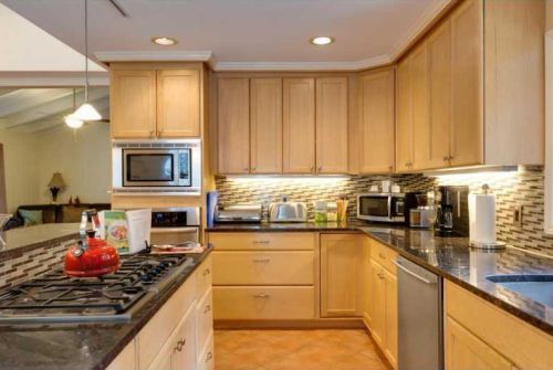 450 Mossyvale Way, Atlanta, GA 30328-2828