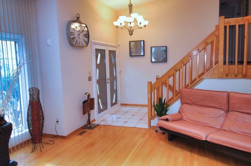 41 Friendship Rd, Wall Township, NJ 07731-1910