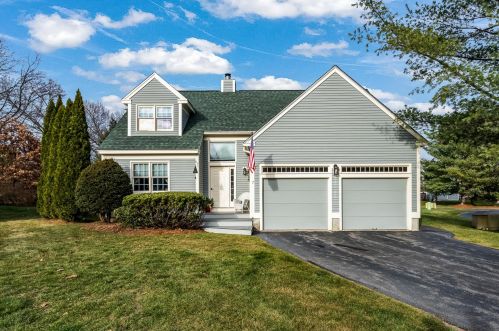 7 Fox Run Rd, Amherst, NH 03031-3116