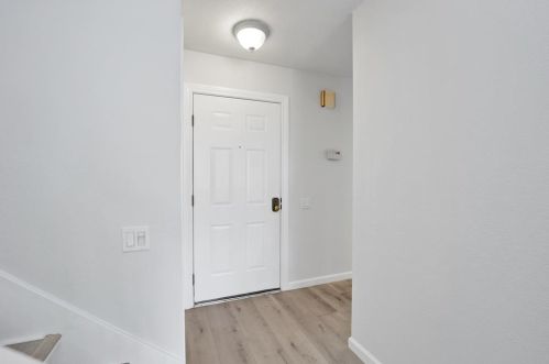 4944 Red Creek Dr, San Jose, CA 95136-3425