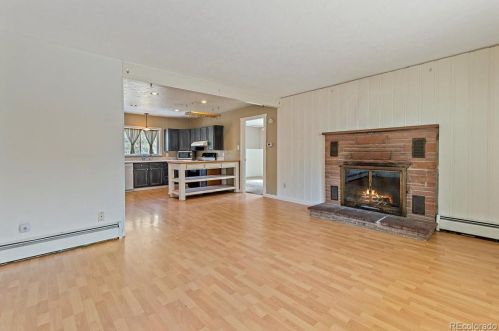 5165 Hatch Dr, Lakewood CO 80439 exterior