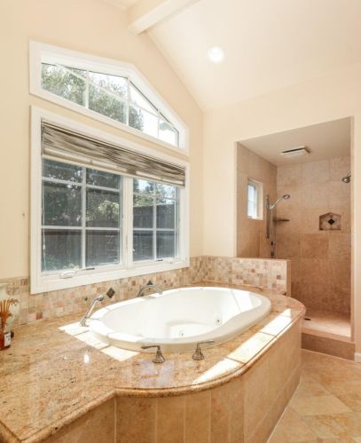 1079 Los Altos Ave, Los Altos CA 94022-1018 exterior