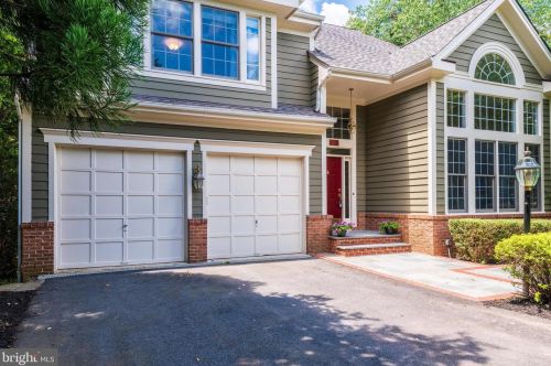 11407 Night Star Way, Herndon, VA 20194-1012