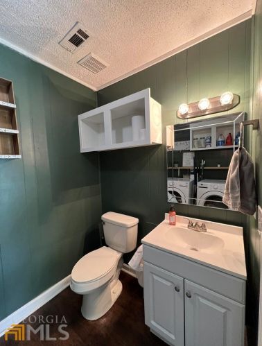 135 Ashley Creek Dr, Newnan GA  30263-4167 exterior