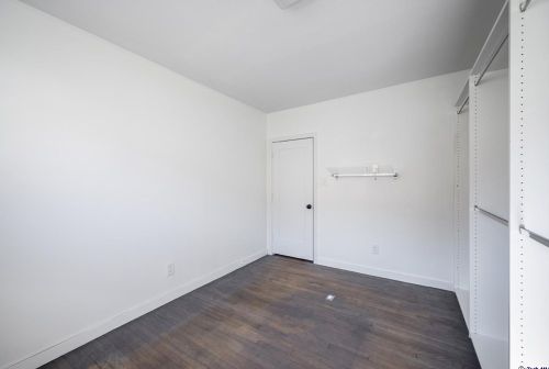 1118 Columbus Ave, Glendale CA  91202-3857 exterior