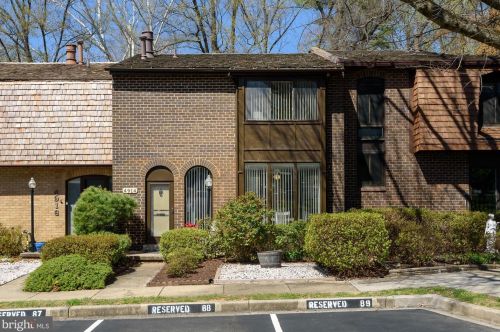 4914 Schuyler Dr, Annandale, VA 22003-5144