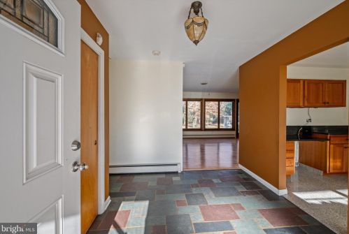 36 Bear Brook Rd, Princeton NJ  08540-6216 exterior