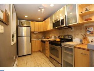 2045 Huntingdon St, Philadelphia, PA 19125-1425