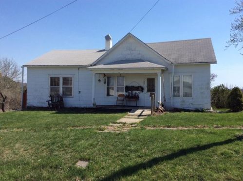 207 3rd St, Lucerne, MO 64655-8109