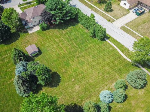 23724 Stratford Dr, Plainfield, IL 60585-8592