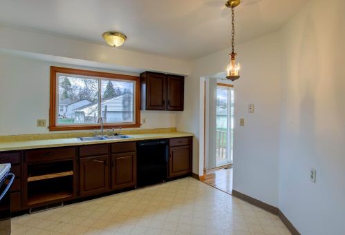 547 Hoyt Ave, Saint Paul MN  55130-3016 exterior