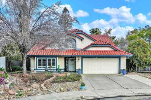 184 Pepperell Ct, Vacaville, CA 95688-9234