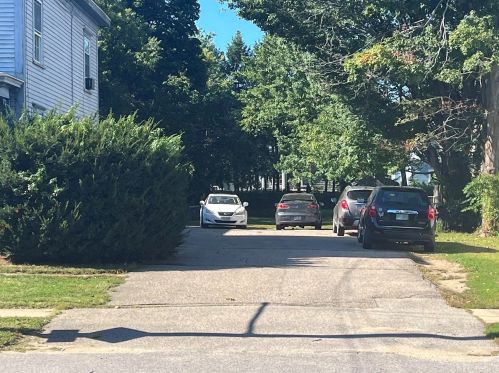 92 Portland Ave, Dover, NH 03820-3541