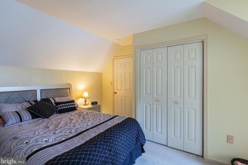 1740 Southport Dr, Lancaster PA  17603-9351 exterior