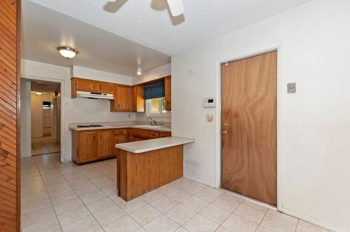 370 Heather St, Rialto, CA 92376-2876