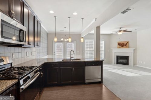 7021 Kingswood Run Dr, Atlanta GA  30340-1865 exterior
