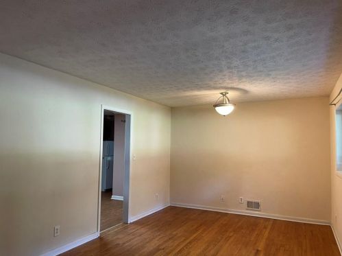 2352 Arrow Cir, Atlanta GA  30341-5004 exterior