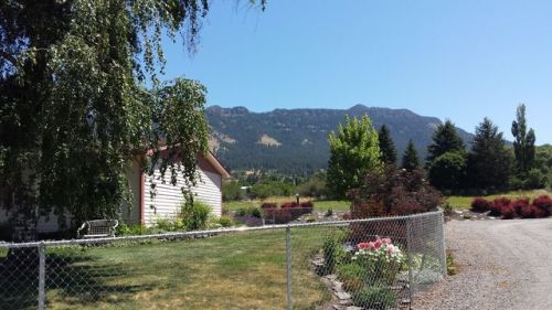 69415 Antles Ln, Cove OR  97824-8219 exterior