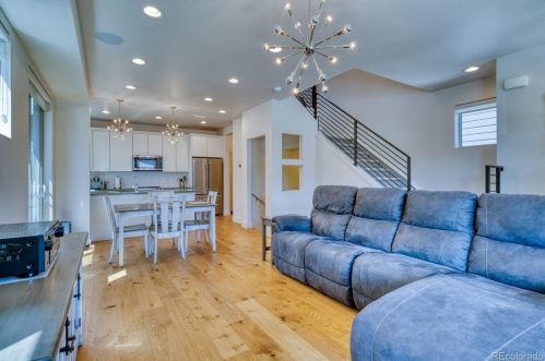 6945 Canosa St, Denver CO  80221-3526 exterior