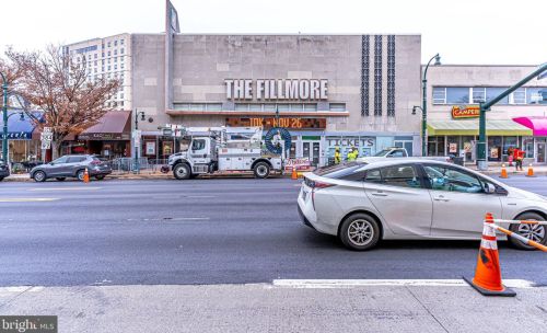 8517 Cameron St, Silver Spring MD 20910-3466 exterior