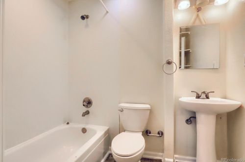 4571 Hannibal St, Denver CO  80015-1466 exterior