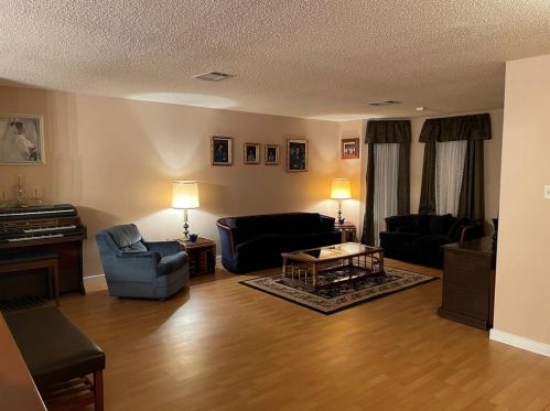 1612 Paper Moon Dr, Cedar Park, TX 78613-1404