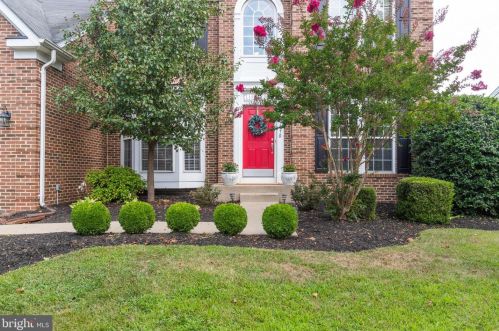13070 Invergordon St, Bristow, VA 20136-5604