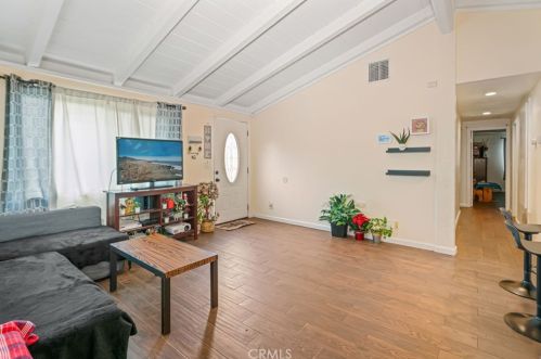 3415 Torrey St, Riverside CA  92503-5118 exterior