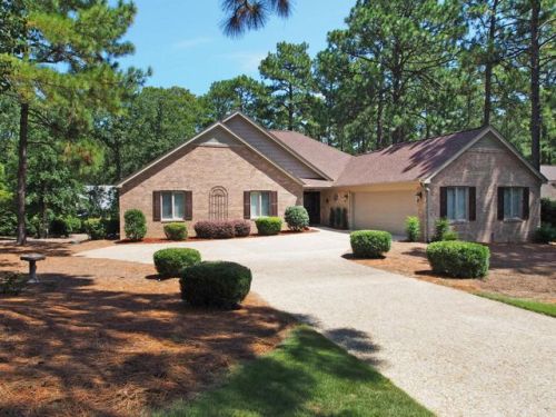 30 Doral Dr, Pinehurst, NC 28374-8680