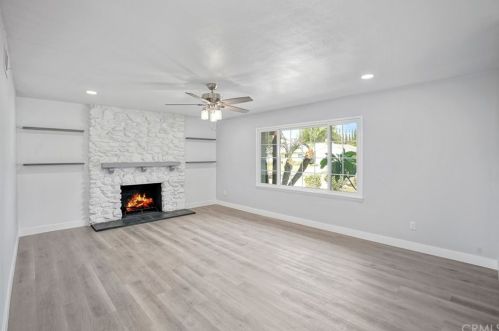 6337 Westview Dr, Riverside CA  92506-5325 exterior