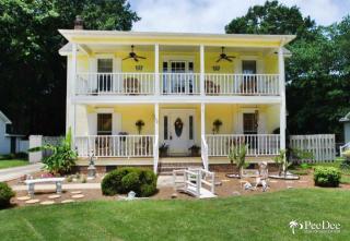 54 Chalmers Row, Florence, SC 29501-8829