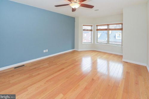 1306 4 St, Philadelphia PA 19140-5652 exterior