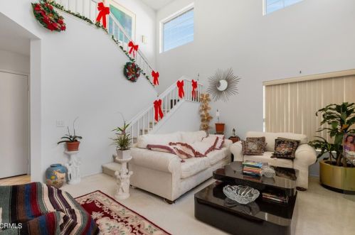 1756 Bonanza Ave, Simi Valley, CA 93063-5803