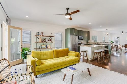 300 Holderness St, Atlanta GA  30310-1306 exterior