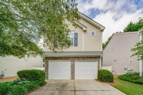 147 Ilex Dr, Holly Springs, GA 30114-7195