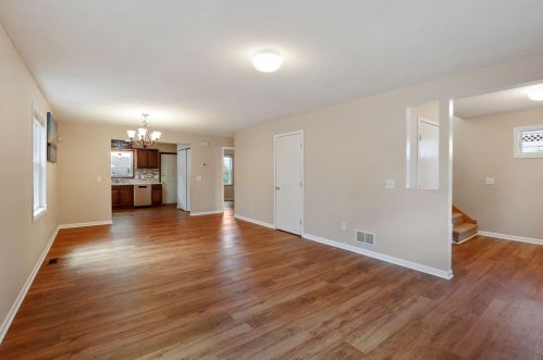 579 Desoto St, Saint Paul MN  55130-4404 exterior