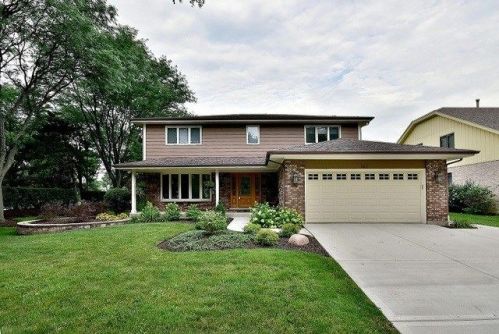 141 Hillandale Dr, Hanover Park, IL 60108-1465