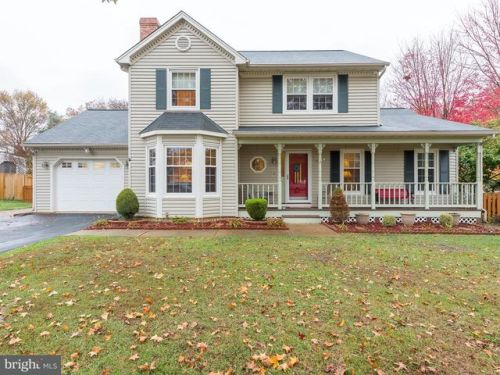 5117 Signal Corps Dr, Fredericksburg, VA 22408-2427