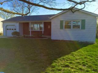432 Paxson Ave, Trenton, NJ 08690-1915