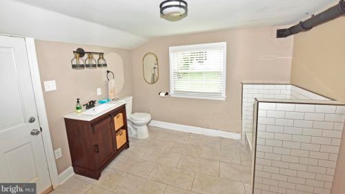 551 Vine St, Lancaster PA  17602-3517 exterior