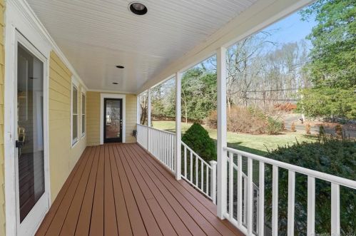 89 Perry Ave, Norwalk CT  06850-1216 exterior
