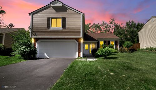 255 Lincoln Dr, Hanover Park, IL 60103-6508