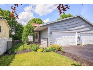4450 Cinnamon Rdg Trl, Saint Paul MN  55122-2385 exterior